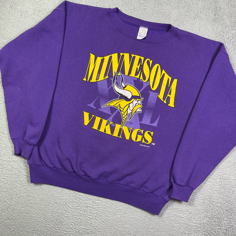 Vintage 90s Minnesota Vikings sweatshirt